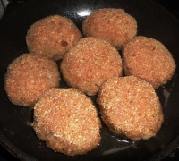 Котлетки с сырным 