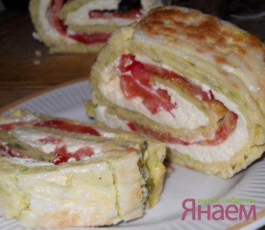 Рулет сытный из кабачков