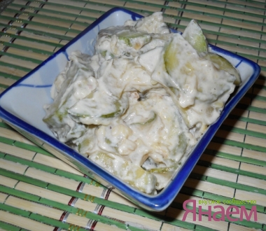 Кабачки, тушенные в сметане