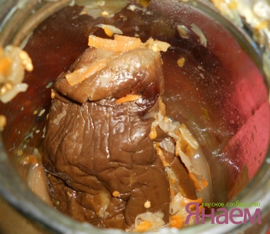 Баклажаны с капустной начинкой