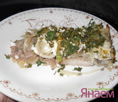 Мясная запеканка с зеленью