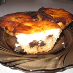 Корзинки с черносливом и творогом
