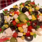 Салат овощной с куриной грудкой