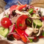 Салат овощной с куриным филе