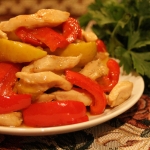 Салат из курицы с яблоками