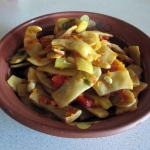 Стручковая фасоль с овощами