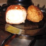Мясные зразы с яйцом