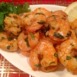 Жаренные креветки с чесноком и петрушкой