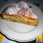 Шарлотка с грушами