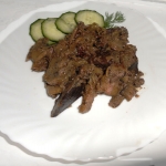 Говяжья печень с шампиньонами