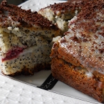 Торт с маком и шоколадной стружкой