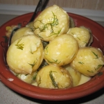 Молодой картофель по-сельски